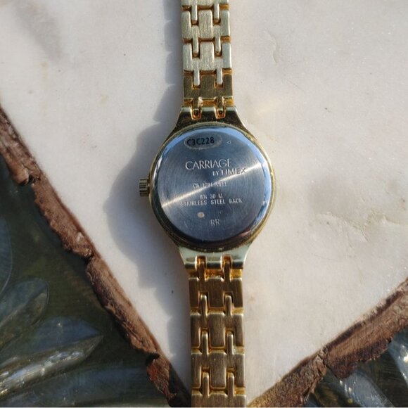 Timex Bracelet Watch Indiglo Vintage Carriage Quartz Gold Tone Links Adjustable - Picture 11 of 14